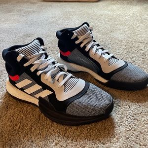 Adidas Marquee Boost Mid ‘Core Black’